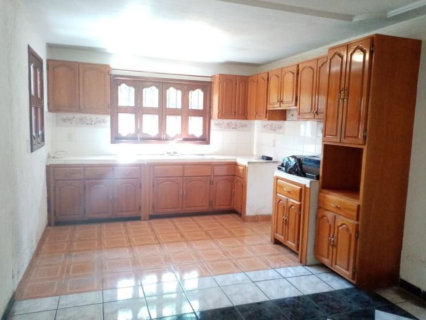 renta Casa en Esperanza, Guadalajara, Guadalajara, Jalisco (EB-EK5216r)-  