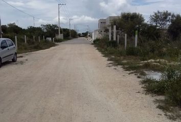 Lote de Terreno en  Calle 18 101-103, Dzityá, Mérida, Yucatán, 97302, Mex