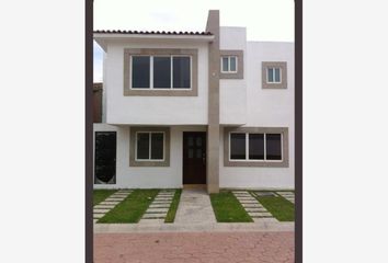 Casa en  Avenida Naucalpan 12, San Lorenzo Tepaltitlán Centro, Toluca, México, 50010, Mex