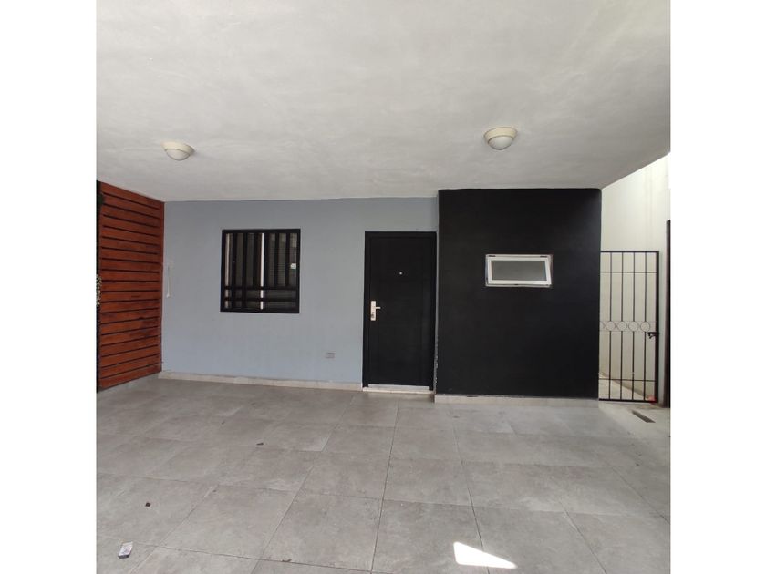 renta Casa en Pedregal de San Agustín, General Escobedo (5613357)