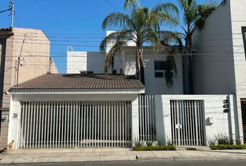 Casa en  Colinas De San Jerónimo 10 Sector, Monterrey