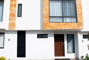 Casa en  Condominio San Juan, Fraccionamiento San Isidro, Querétaro, 76226, Mex