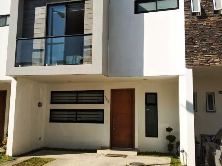 venta Casa en condominio en La Moraleja, Zapopan, Jalisco (EB-LT4382s)-  