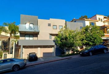 Casa en  Cumbres De Juárez, Tijuana