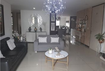 Apartamento en  La Castellana, Medellín