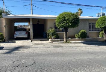 Casa en  Avenida Doctor Ignacio Morones Prieto, Del Carmen, Monterrey, Nuevo León, 64710, Mex