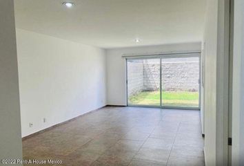 Casa en  Colegio Carol Baur, Boulevard Misión De San Francisco, Fraccionamiento Jurica Acueducto, Querétaro, 76230, Mex