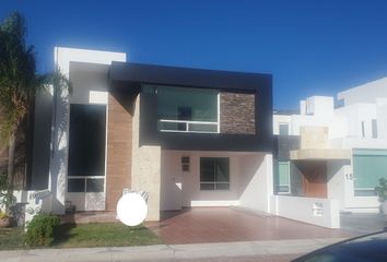 Casa en  Calle Mil Cumbres, Cumbres Del Cimatario, Huimilpan, Querétaro, 76973, Mex