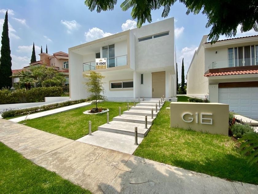 venta Casa en Bugambilias, Zapopan, Zapopan, Jalisco (EB-LA9098s)