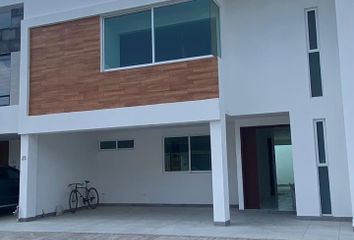 Casa en fraccionamiento en  Ocoyucan, Puebla, Mex