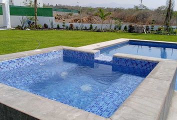 Casa en fraccionamiento en  Calle Perdiz 25, Fraccionamiento Lomas De Cocoyoc, Atlatlahucan, Morelos, 62847, Mex