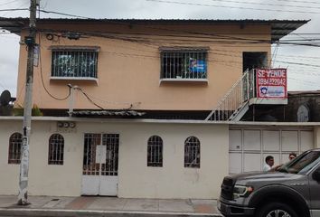 Casa en  12a, Viernes Santo Guasmo Oeste 090204, Ecuador