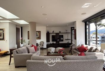Apartamento en Santa Barbara Norte, Bogotá