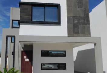 Casa en  Avenida Ramón Rayón, Fracc Praderas De La Sierra, Juárez, Chihuahua, 32696, Mex