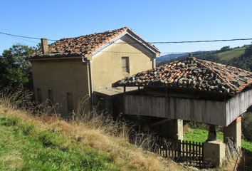 Chalet en  Pravia, Asturias