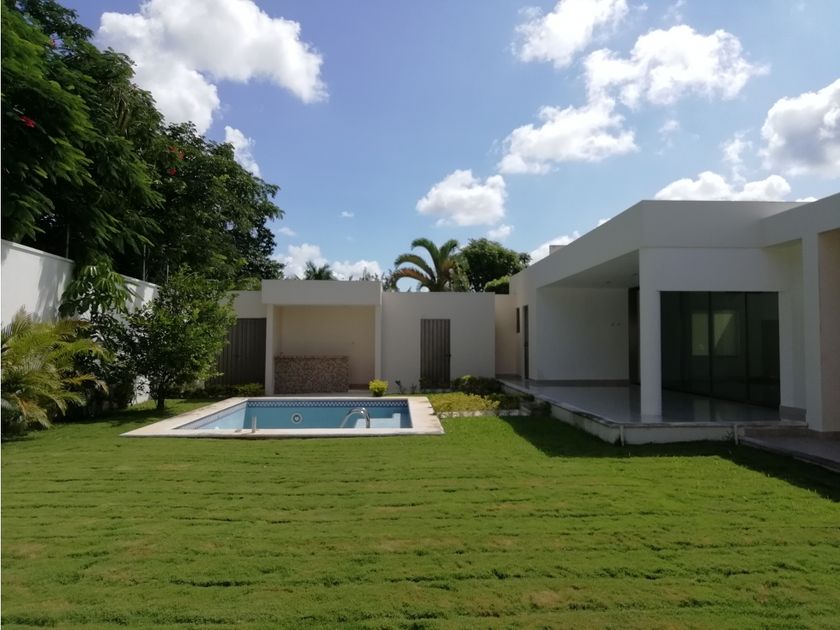 venta Casa en Club de Golf La Ceiba, Mérida, Yucatán (5603660)