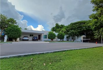 Casa en  Club De Golf La Ceiba, Mérida, Yucatán