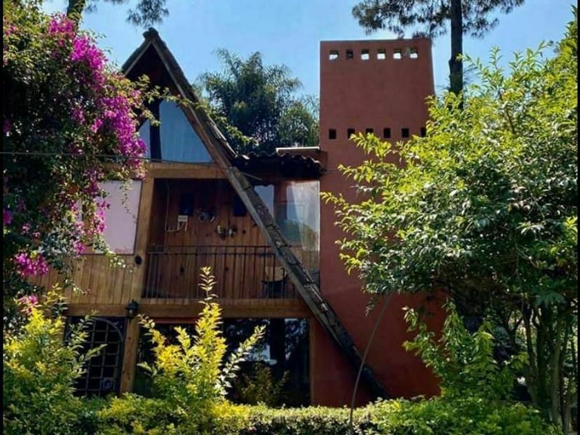 renta Casa en Avándaro, Valle de Bravo (EB-DP0778r)