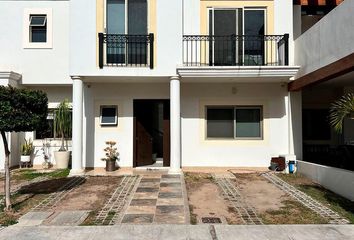 Casa en  Marina Mazatlán, Mazatlán