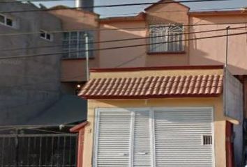 Casa en  Privada Número 246, Conjunto Habitacional Jalatlaco, Coacalco De Berriozábal, México, 55737, Mex