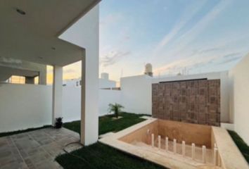 Casa en  Calle 18 101-101, Cholul, Mérida, Yucatán, 97305, Mex