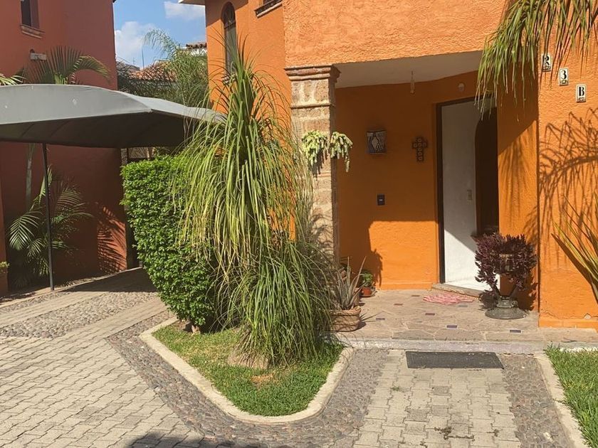 renta Casa en Colonia Paseos del Sol, Zapopan, Jalisco (EB-ML1592r)-  