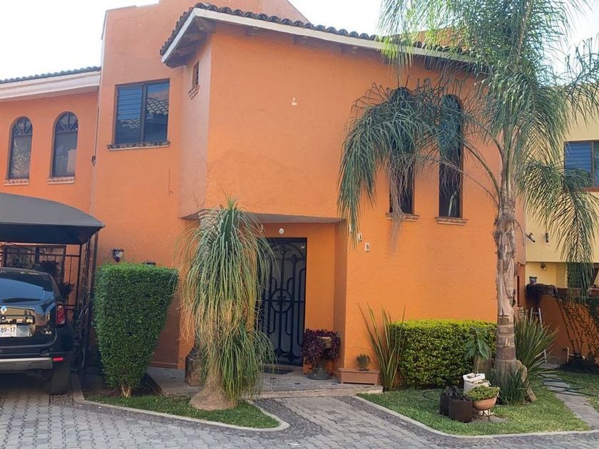 renta Casa en Colonia Paseos del Sol, Zapopan, Jalisco (EB-ML1592r)-  