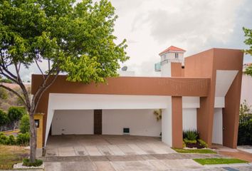 Casa en  Avenida Hispano Suiza 18-42, Fracc Lomas De Villa Satélite, Puebla, 72520, Mex