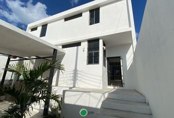 Casa en  Calle 6 De Mayo, Fraccionamiento San Antonio, Campeche, 24099, Mex