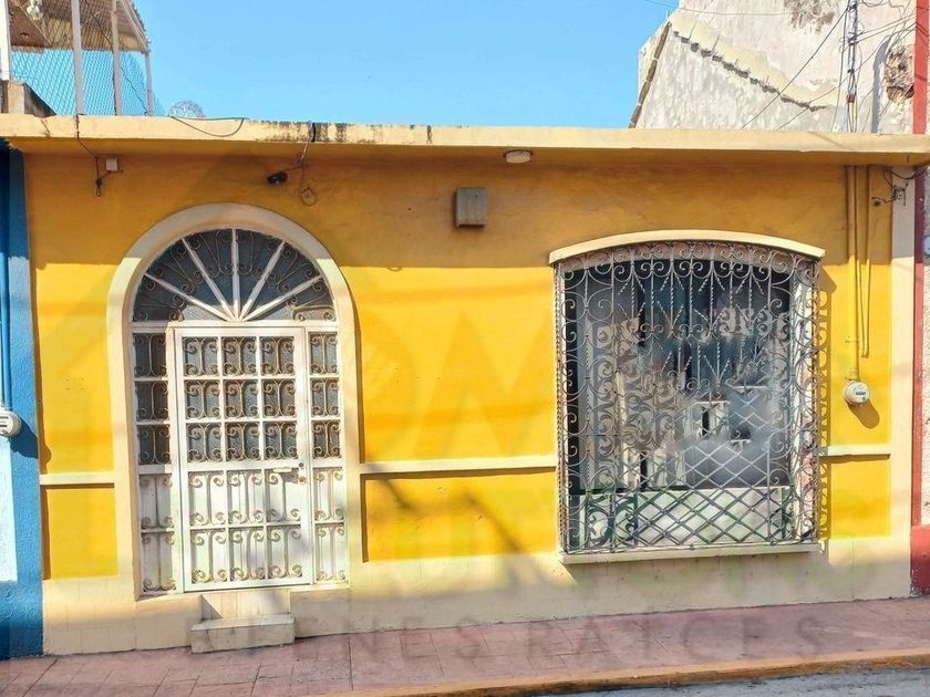 venta Casa en Guadalupe, Ciudad del Carmen, Carmen, Campeche (EB-KF7249s)-  