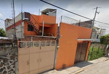 Casa en  Calle Paseo Jacaranda 3, Unidad Habitacional La Rosa, Jiutepec, Morelos, 62553, Mex