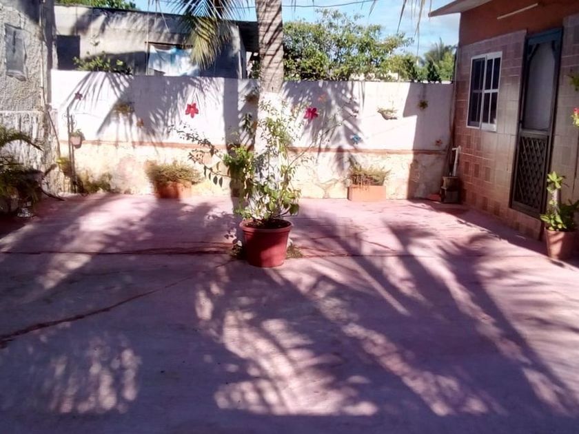 venta Casa en Río Lagartos, Yucatán (EB-ML2295s)