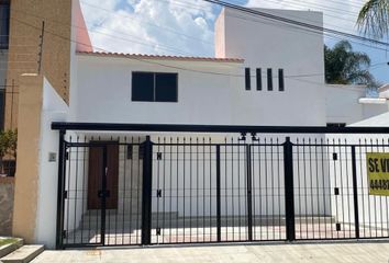 Casa en  Calle Cerro De Marahuaca 120, Lomas 4ta Sección, San Luis Potosí, 78210, Mex