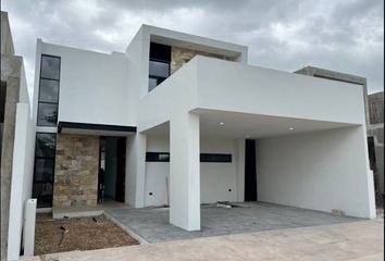 Casa en  Pueblo Cholul, Mérida, Yucatán