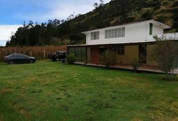 Terreno Comercial en  Jose Joaquin De Olmedo 113-1, Calacalí, Ecuador