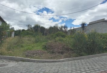 Terreno Comercial en  La Concepción, Quito