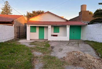 Casa en  Mechongué, General Alvarado