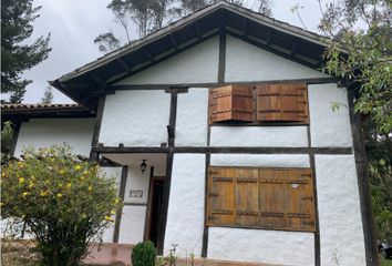 Hacienda-Quinta en  Cumbe, Cuenca