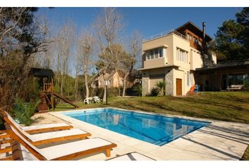 Casa en  Barrio Cerrado Costa Esmeralda, Pinamar