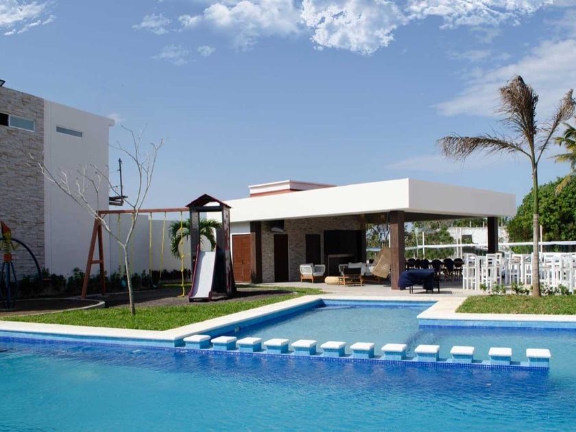 venta Casa en Ejido San Jose Novillero, Boca del Río (IHO4436962(00)