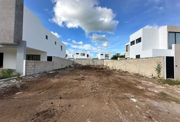 Lote de Terreno en  Calle 20, Conkal, Yucatán, 97345, Mex