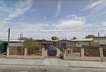 Casa en  Avenida Blas López 1658-1720, Nacozari, Mexicali, Baja California, 21030, Mex