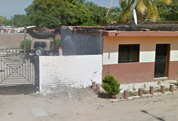 Casa en  Calle Mártires Del Agrarismo, El Huajote, Concordia, Sinaloa, 82625, Mex