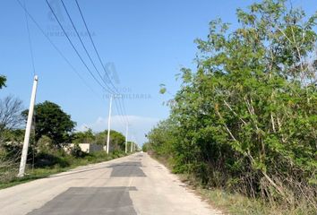 Lote de Terreno en  Pueblo Temozon Norte, Mérida, Yucatán
