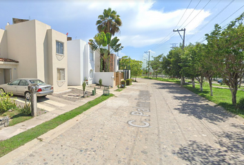 Casa en  Calle Ecuador 848, Lomas De Enmedio, Puerto Vallarta, Jalisco, 48290, Mex