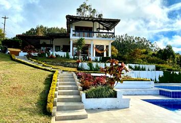 Villa-Quinta en  Poblado Campestre, Candelaria