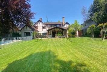 Casa en  Lo Barnechea, Provincia De Santiago