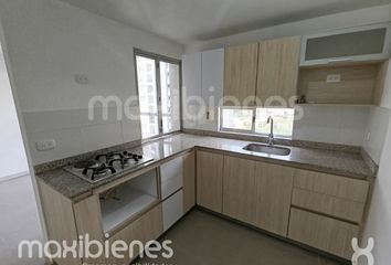 Apartamento en Loma De Los Bernal, Medellín