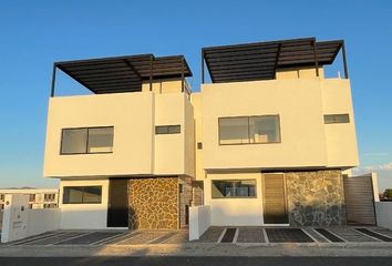 Casa en  Santa Rosa De Jáuregui, Colonia Centro, Querétaro, Mex