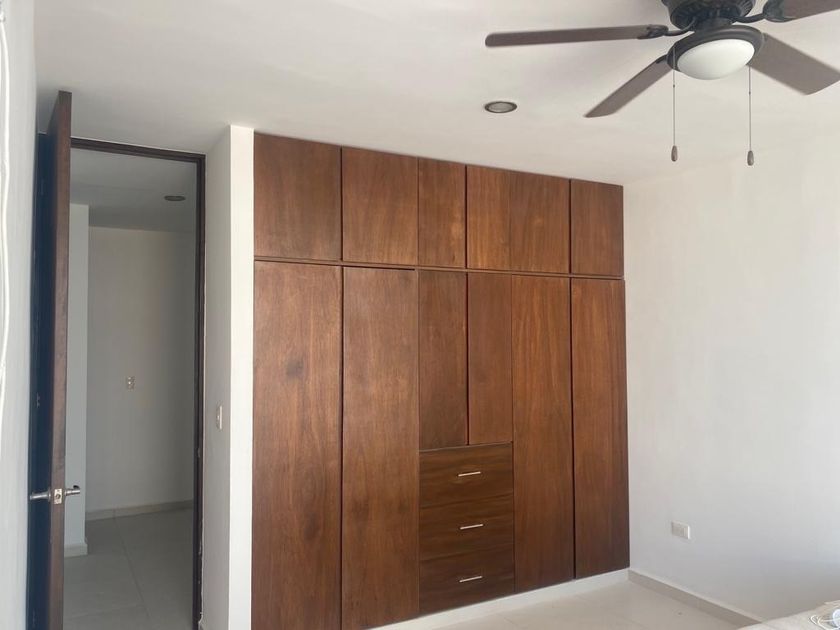 renta Casa en Fraccionamiento Montebello, Mérida, Mérida, Yucatán (EB